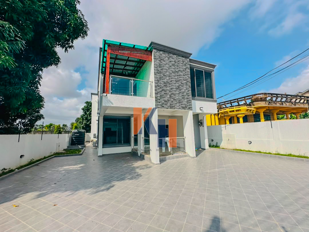 3 bedroom house with boys quarters for sale at Achimota Tantra  