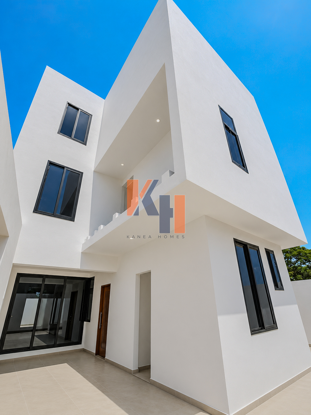 4 Bedroom House with bq and swimming pool for sale in labone